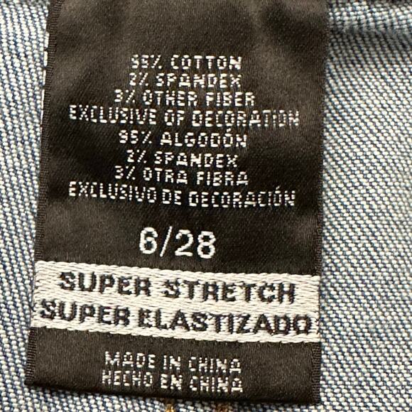 Mossimo Women’s High Rise Crochet Hem Denim Shorts Size 6 NWT Blue - Picture 9 of 13